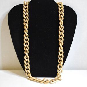VTG AVON Matte Textured Gold Tone XL Link 24" Toggel Latch Grunge Boho Necklace